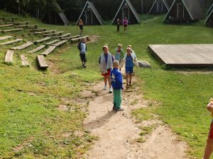 033