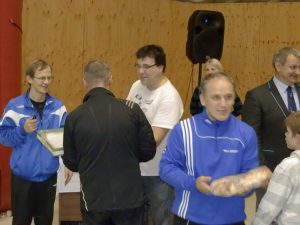 200